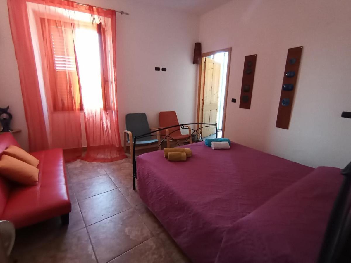 Orgosolo B&B Sardegna Екстер'єр фото